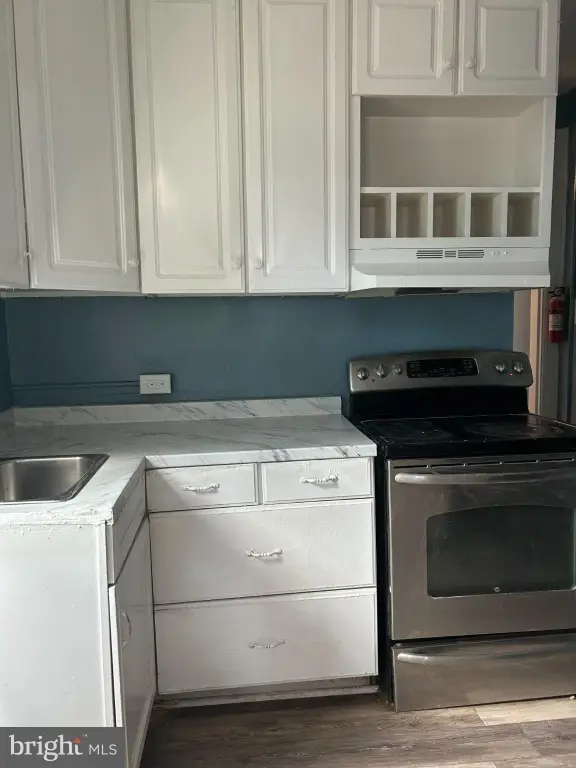 Picture 12