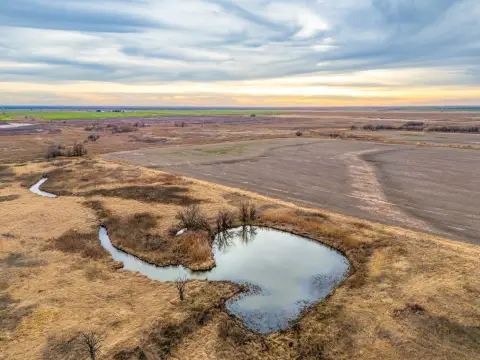 120-Acre Hunting Farm in Lamont, OK