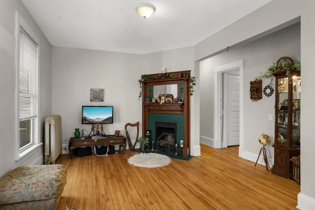 Picture 6