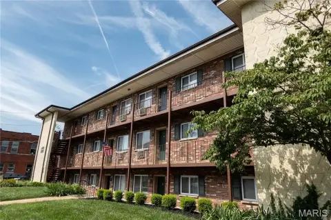 23-Unit Apartment Building