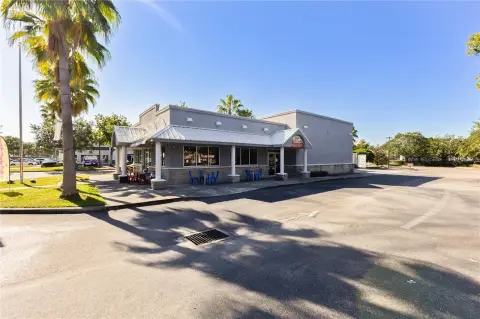 Freestanding Drive-Thru Restaurant