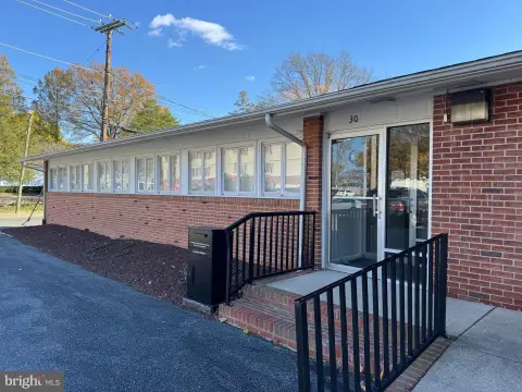 Remodeled Office Space For Lease