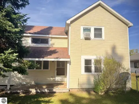 4-Unit Quadplex with Off-Street Parking