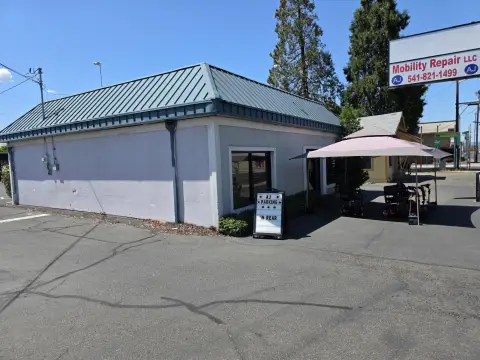 Medford Retail Business Opportunity