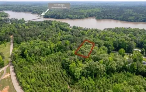 Lake Sinclair Residential Land
