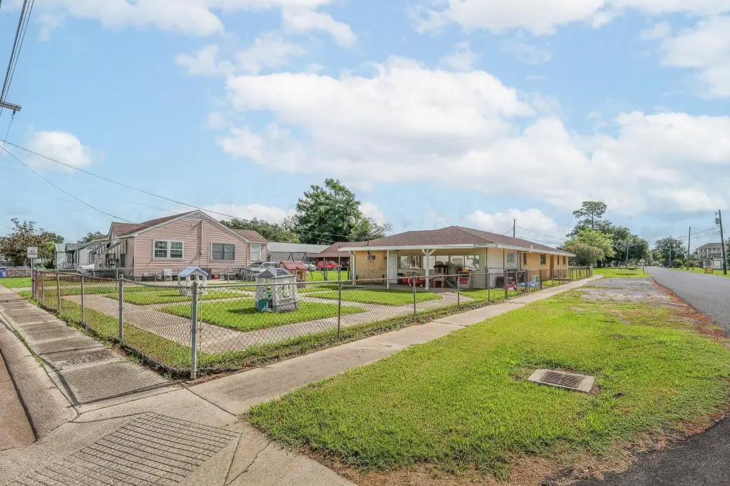 Picture 4