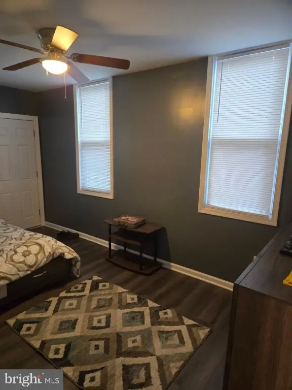 Picture 10