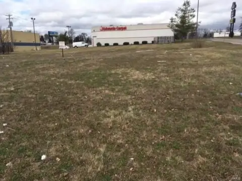 Commercial Land in St Charles