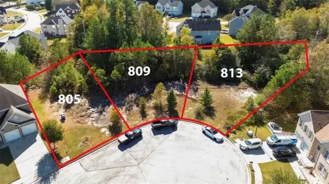 Residential Land in Quiet Cul-de-Sac