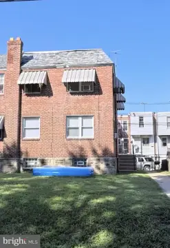 Well-Maintained Duplex in Philadelphia