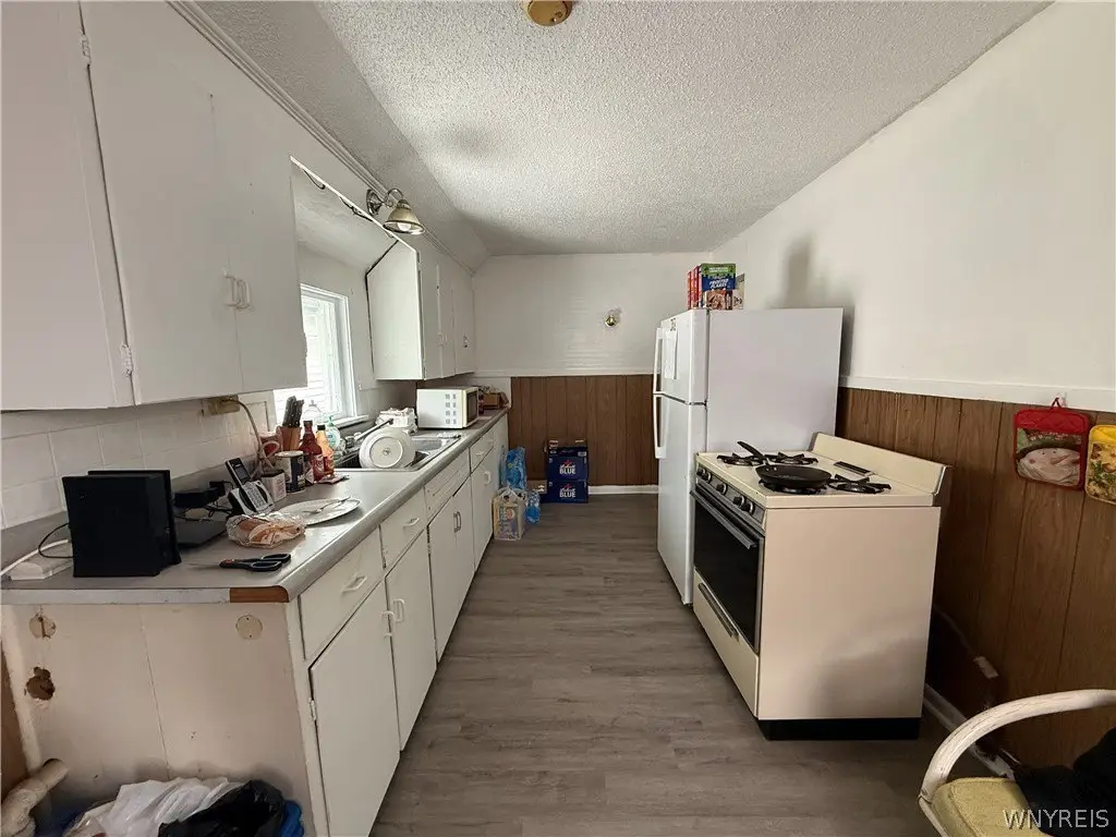 Picture 19