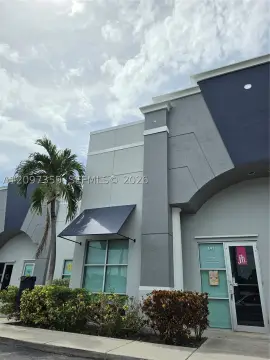 Flex Space with Showroom