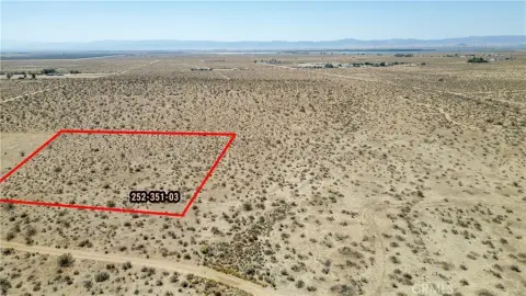 Rosamond Land Parcel For Sale