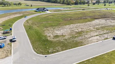 Residential Land in Auburn, IN