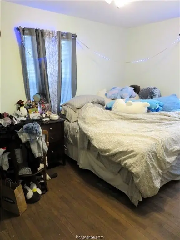Picture 10