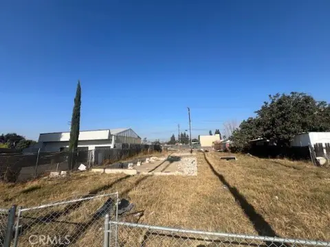 Pomona Land Lot For Sale