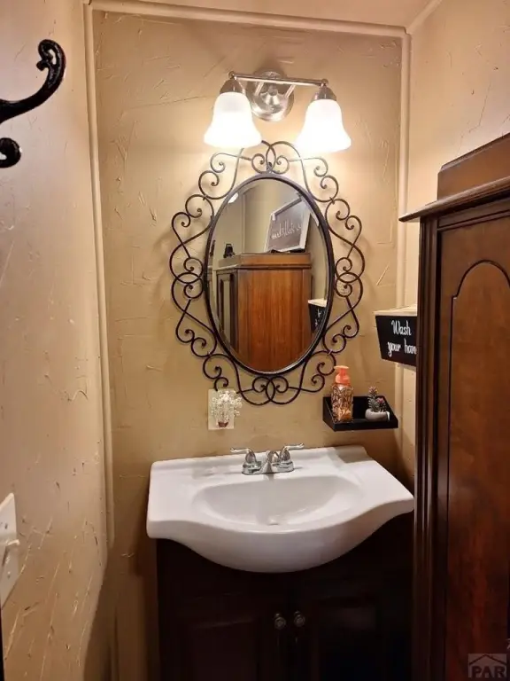 Picture 7