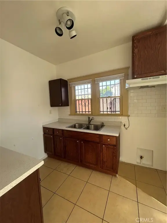 Picture 30