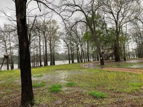 Land Near Chisholm Lake