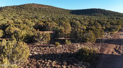 Vernon Land with Mountain Views