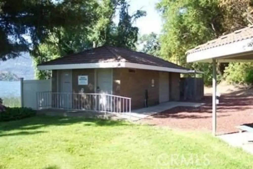 Picture 18