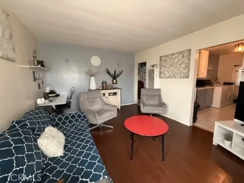 Hawthorne Duplex Near 405 Freeway