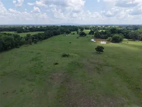 159 Acre Cattle and Poultry Ranch