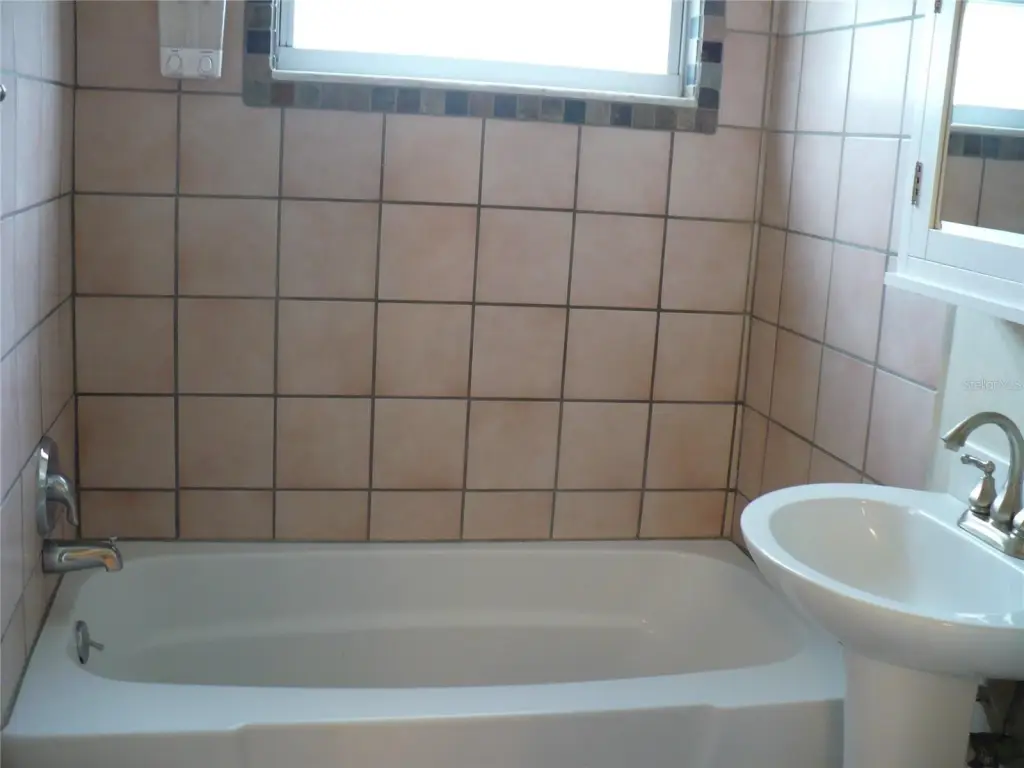 Picture 8
