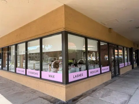 Turnkey Beauty Bar Opportunity