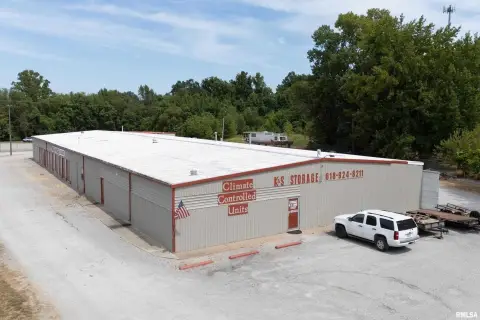 Self-Storage Property with Apartments