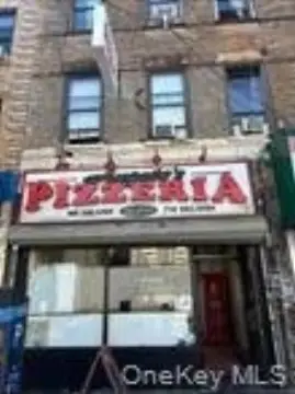 Established Pizzeria in Kings County
