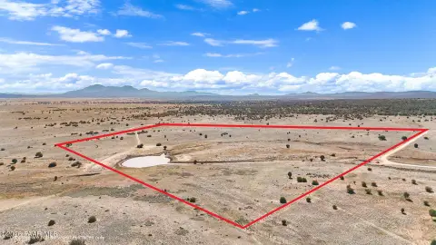 Land Parcel with Panoramic Views