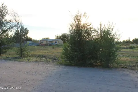 Land in Paulden, Arizona