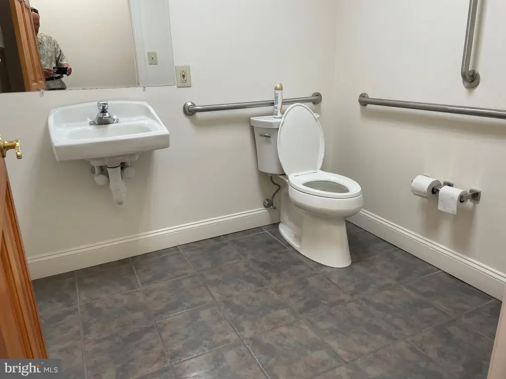 Picture 7