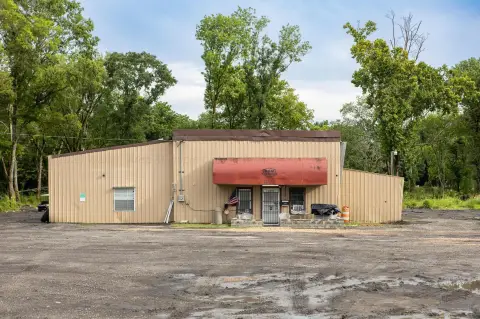 Metal Truck Terminal