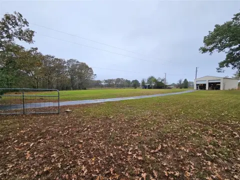 East Texas Barndominium and Shop