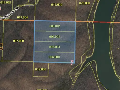 Secluded Land Near Table Rock