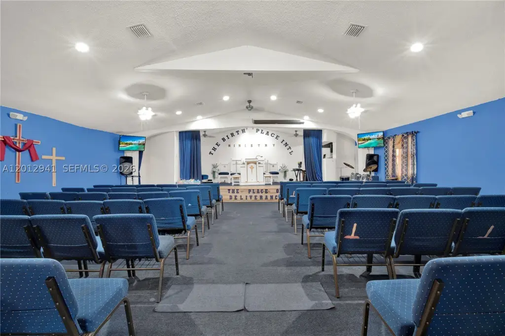 Picture 19