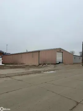 Manufacturing Facility with Warehouse