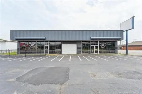 Tulsa Flex Property For Sale