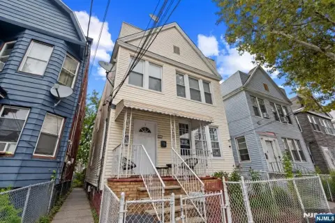 Renovated Duplex with Garage