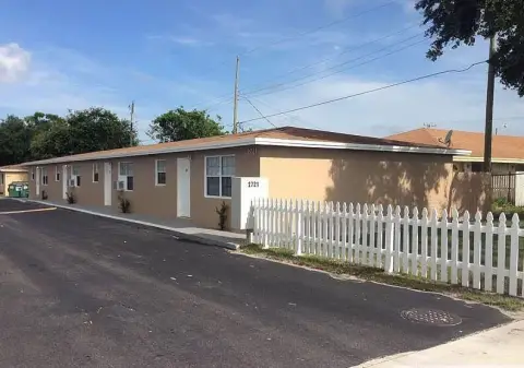 Riviera Beach Quadplex For Sale