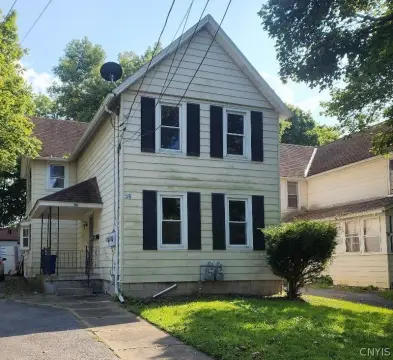 Duplex with Garage