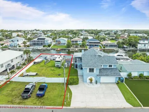 Waterfront Lot with Gulf Access