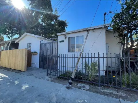 Long Beach Triplex Opportunity