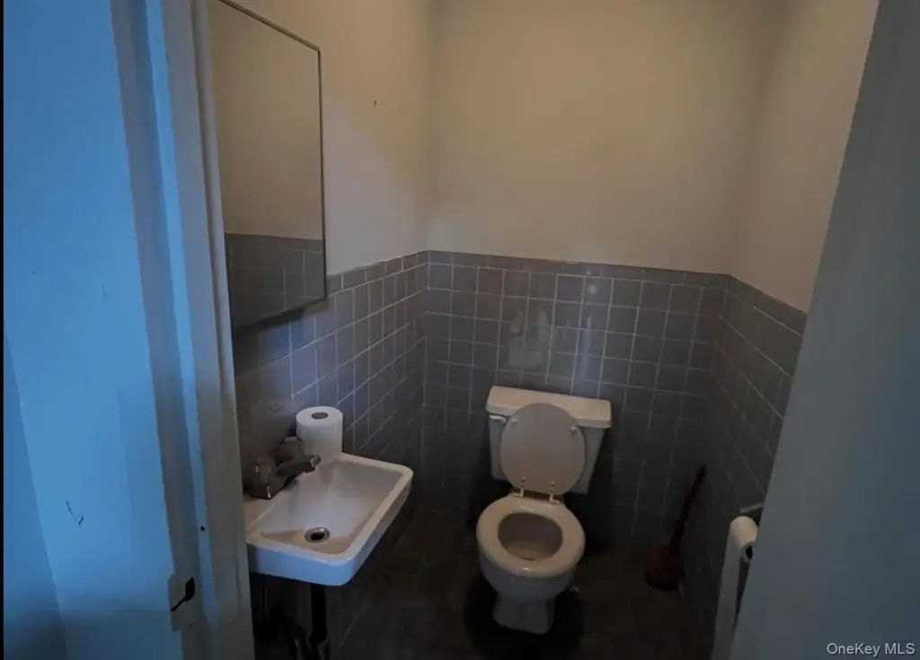 Picture 4