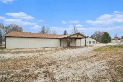 North Manchester Church with Playground