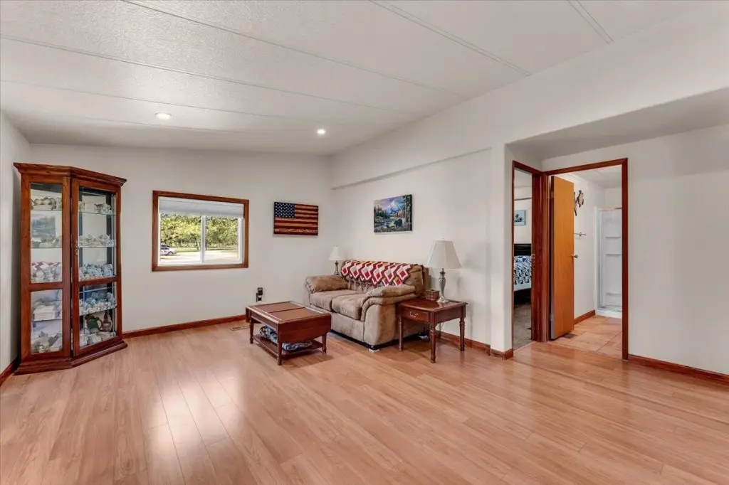 Picture 44