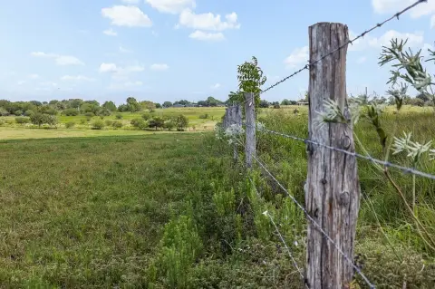 Working Ranch with Livestock Barn