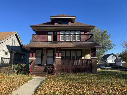 Milwaukee Duplex in Sherman Park